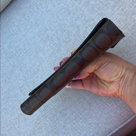 Coach Dark Brown Signature Clutch - Picture 6 of 10